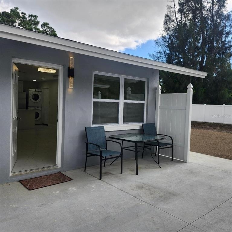 15406 Avalon Avenue - Photo 17