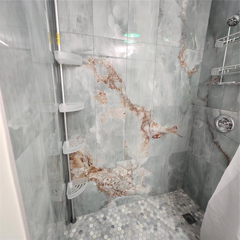 15414 Avalon Avenue - Photo 14