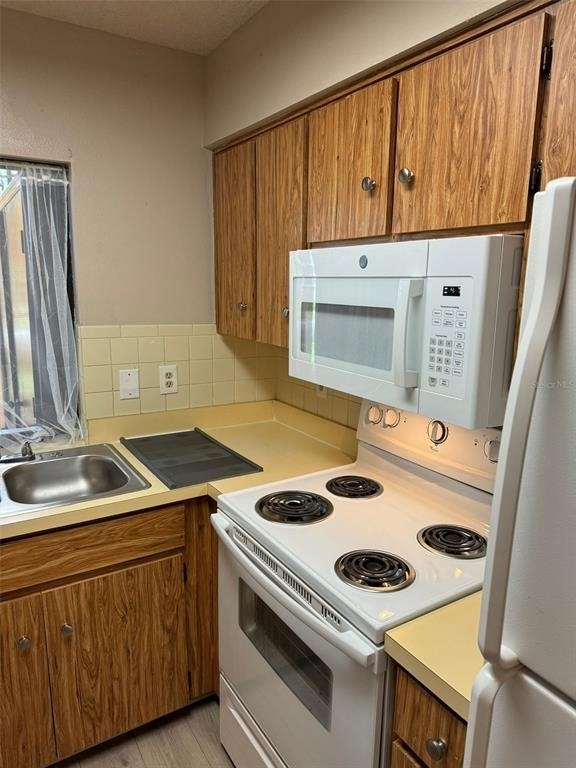 8563 Pilgrim Court - Photo 5