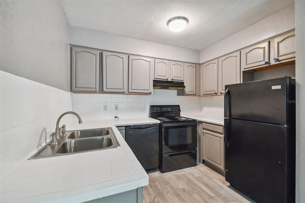 1921 W State Street - Photo 5