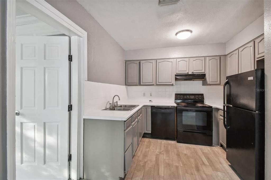 1921 W State Street - Photo 4