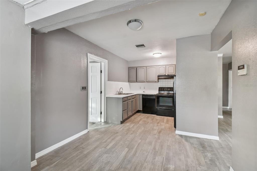 1921 W State Street - Photo 3