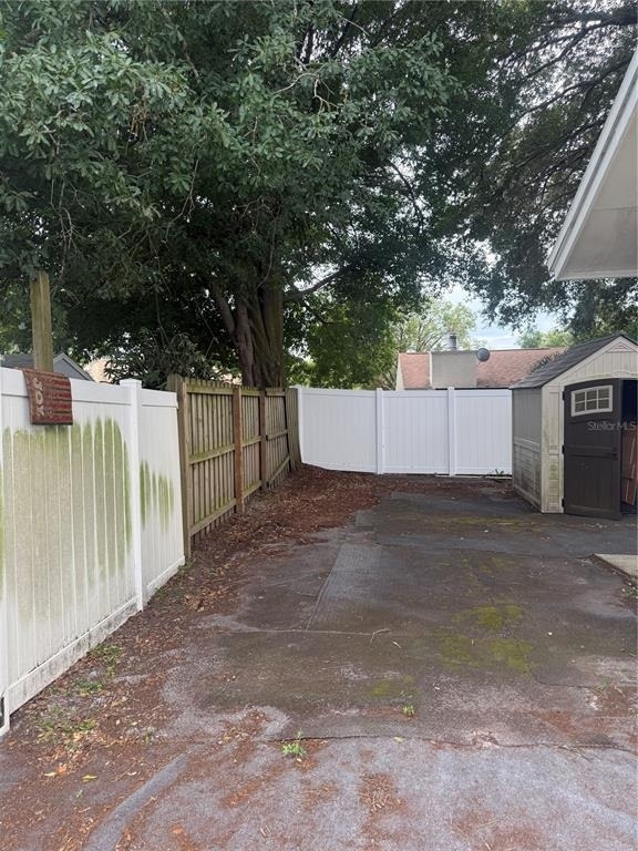 5118 Letitia Court - Photo 15