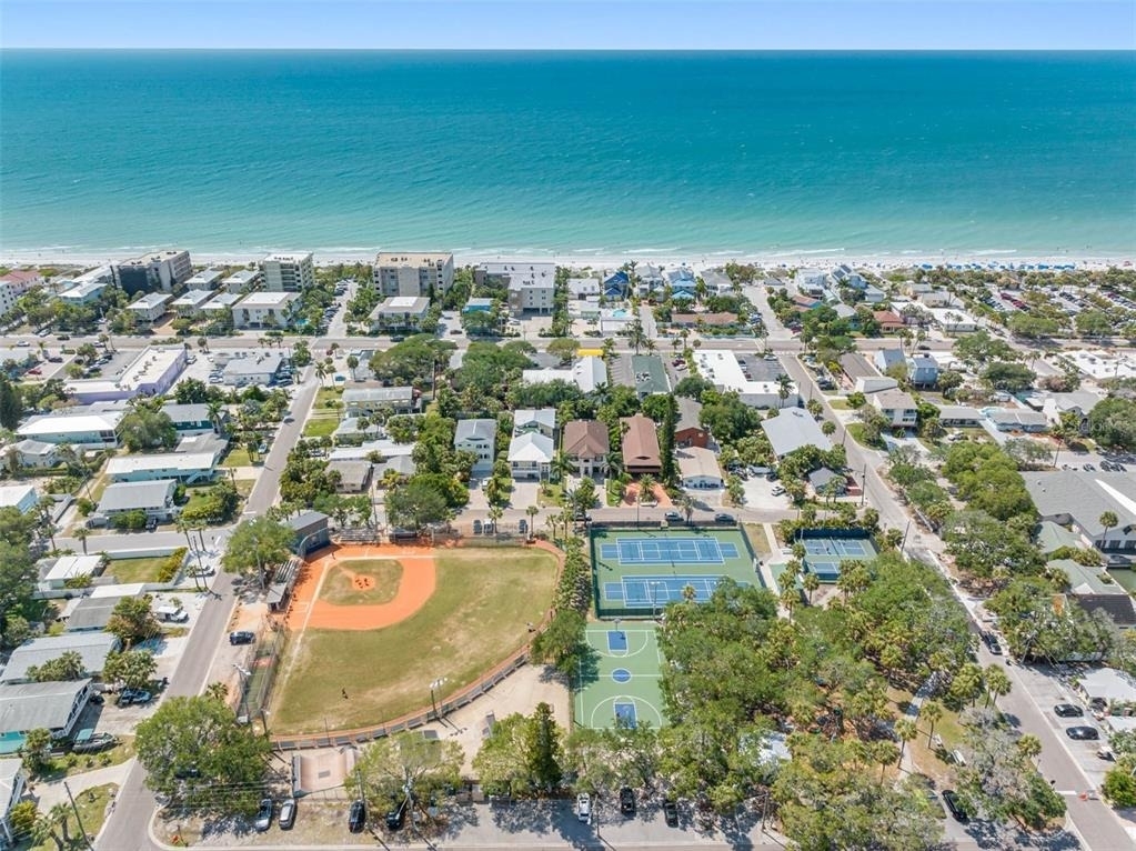 2505 Bay Boulevard - Photo 41