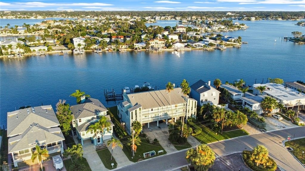 2505 Bay Boulevard - Photo 11