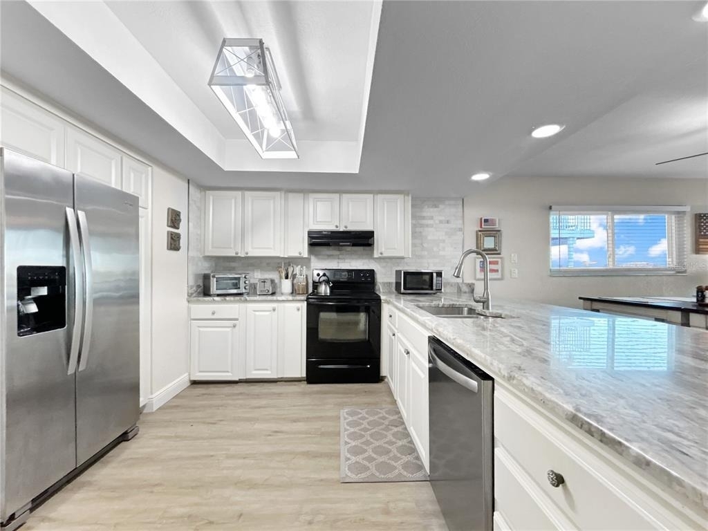 2505 Bay Boulevard - Photo 16