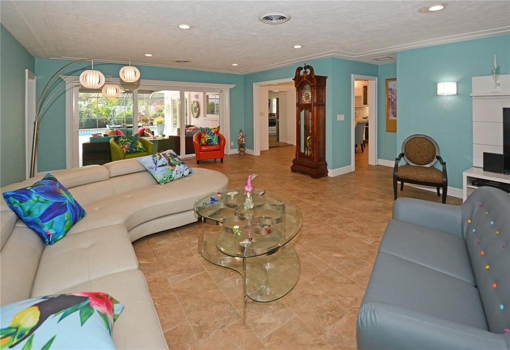 7020 Mango Avenue S - Photo 10