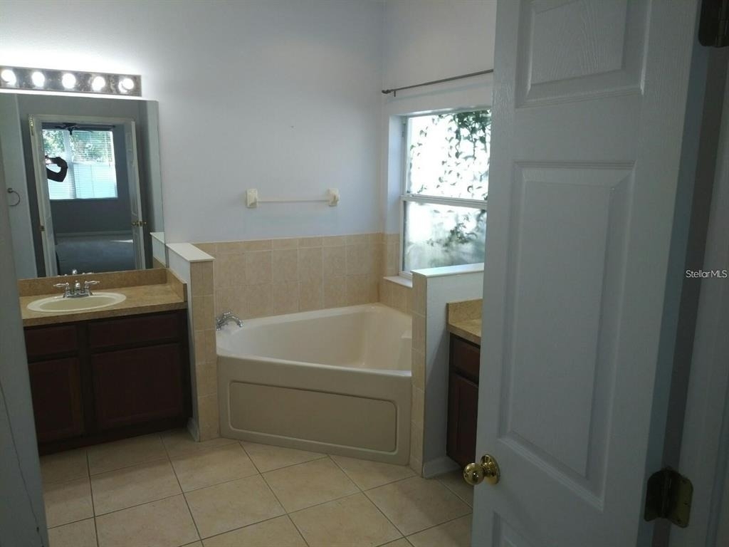 5804 Justicia Loop - Photo 13
