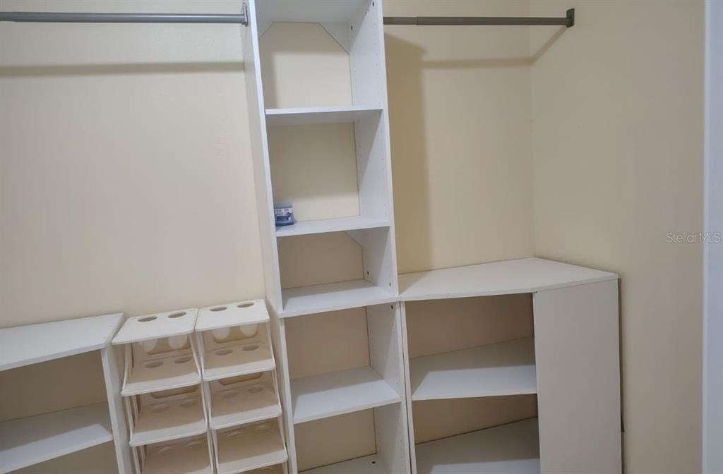 437 Short Drive - Photo 7