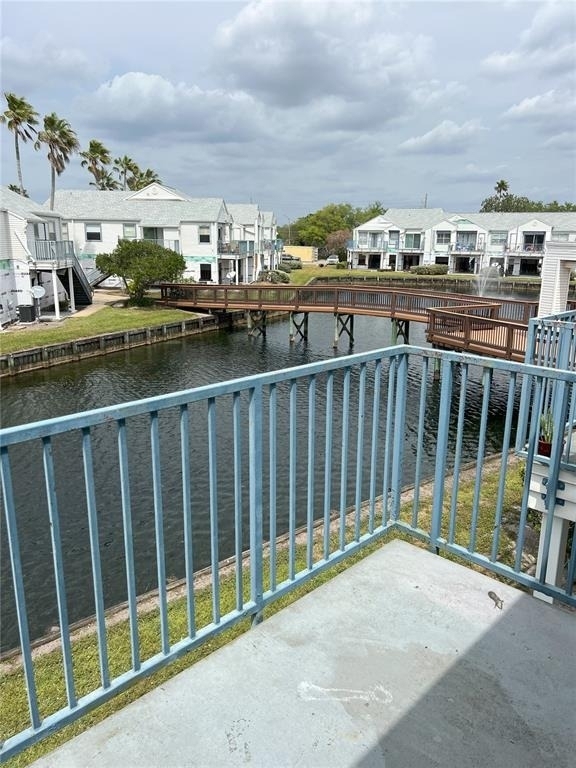 2568 Woodgate Boulevard - Photo 16