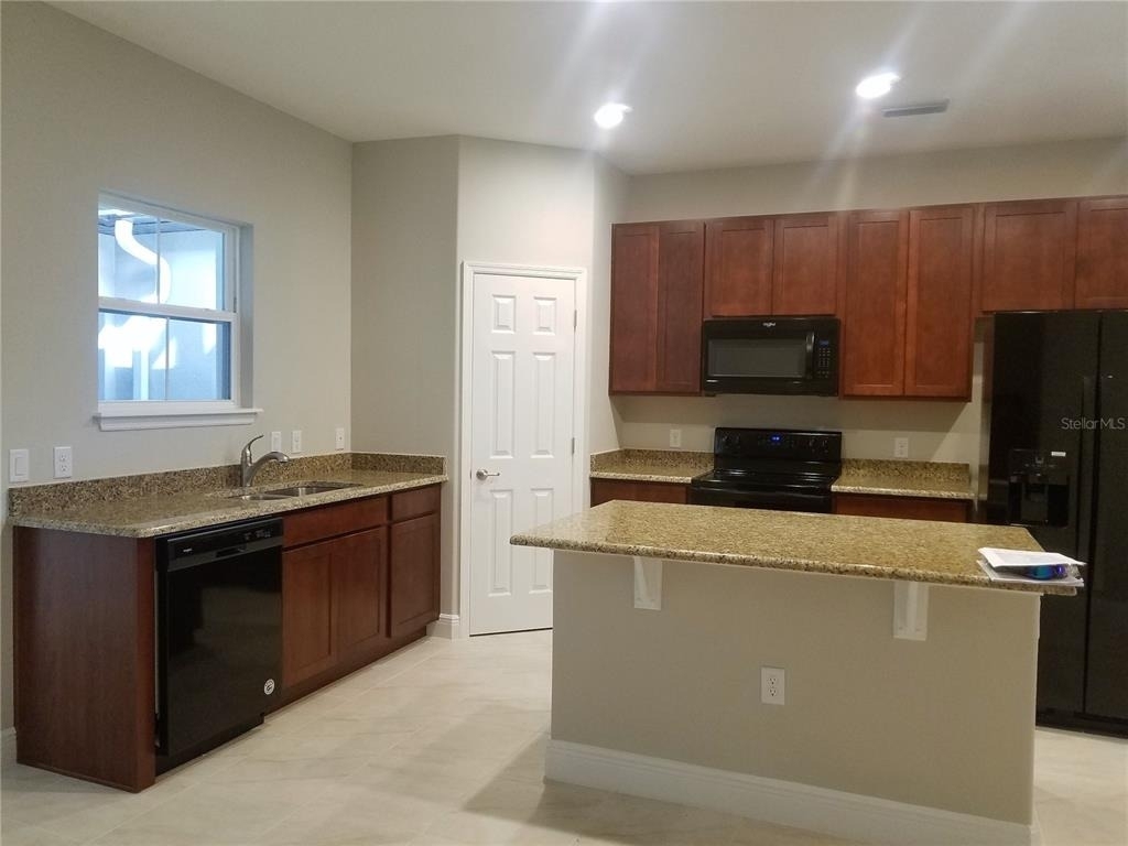 8504 Magnificent Lane - Photo 3