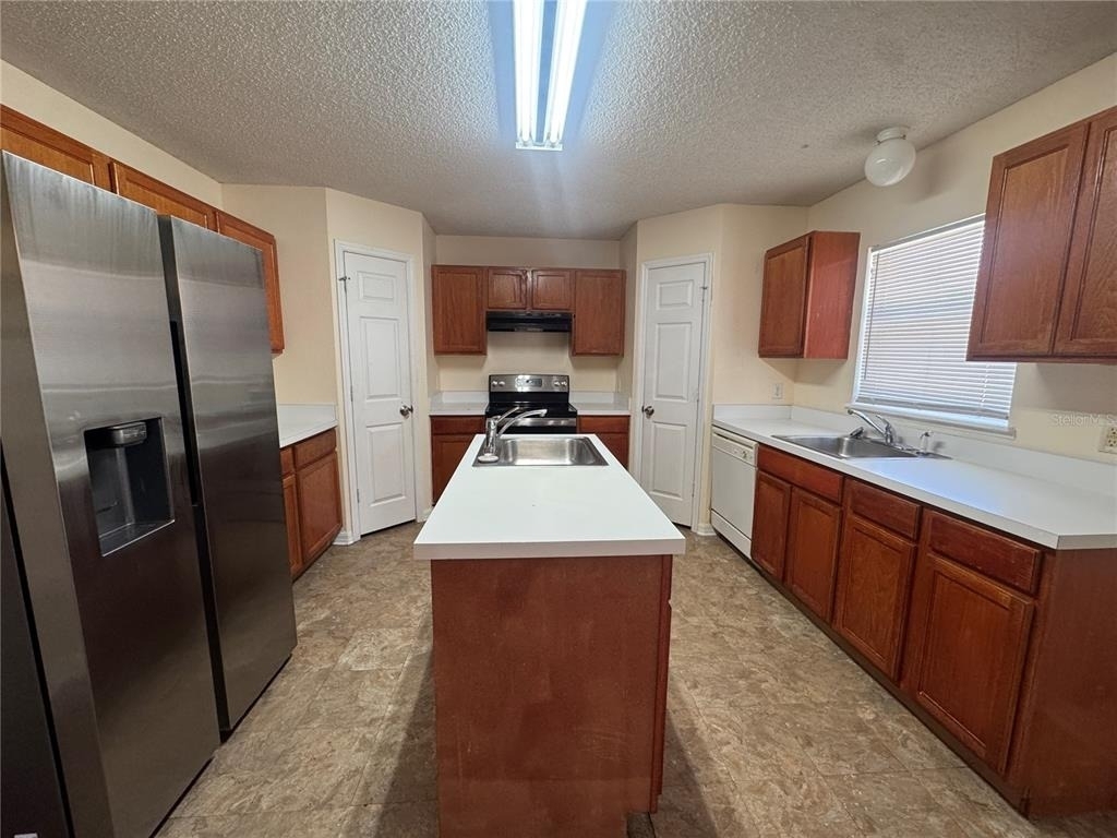 102 Flatfish Court - Photo 3
