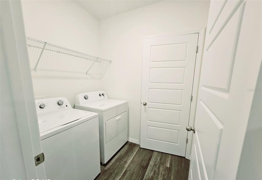 1237 Limbali Street - Photo 4