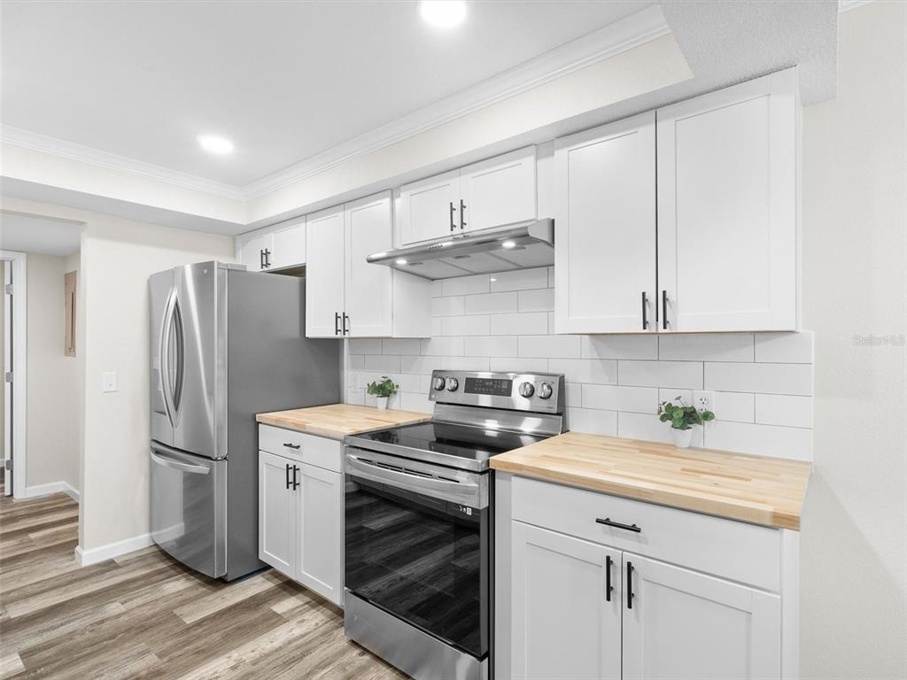 4343 Nw 80th Avenue - Photo 5