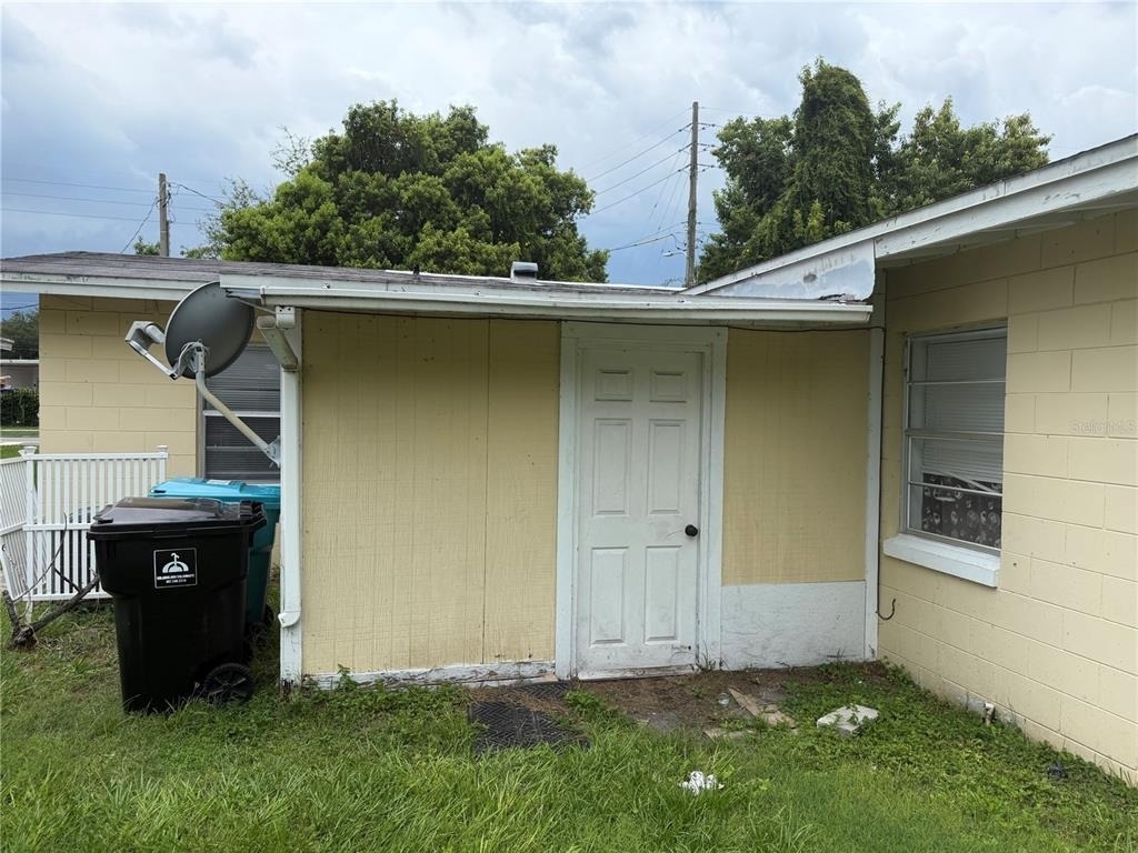 2109 S Mills Avenue - Photo 13