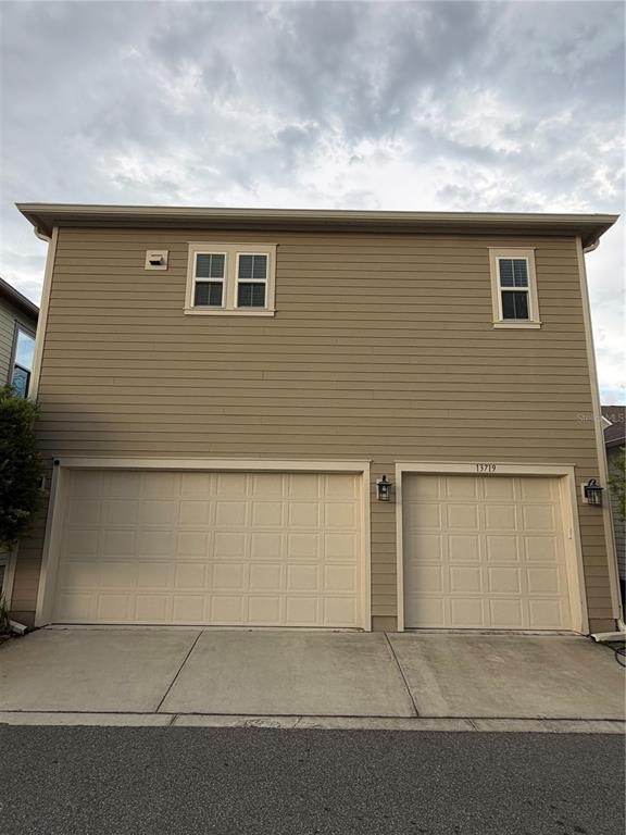 13719 Lippman Alley - Photo 1