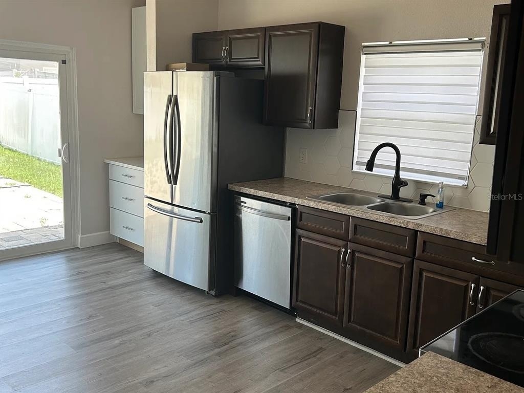 7780 Newlan Drive - Photo 4