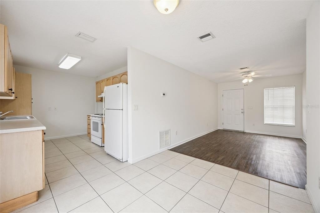 1105 N Rockingham Avenue - Photo 4