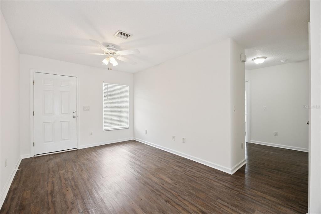 1105 N Rockingham Avenue - Photo 2