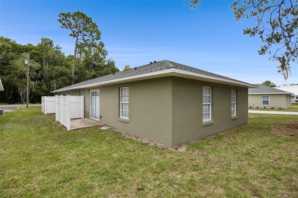 1105 N Rockingham Avenue - Photo 16