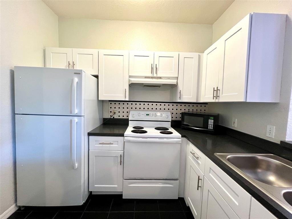 5951 Westgate Drive - Photo 5