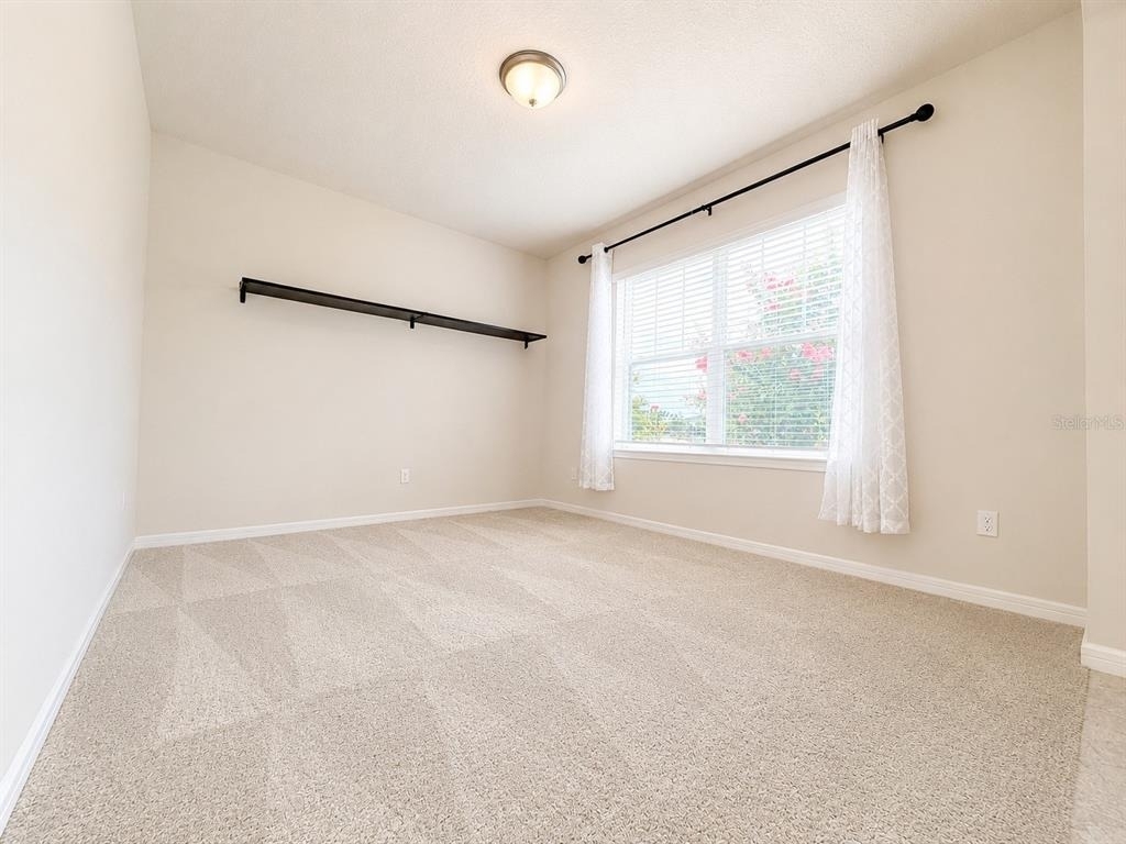 2092 Cross Prairie Parkway - Photo 2