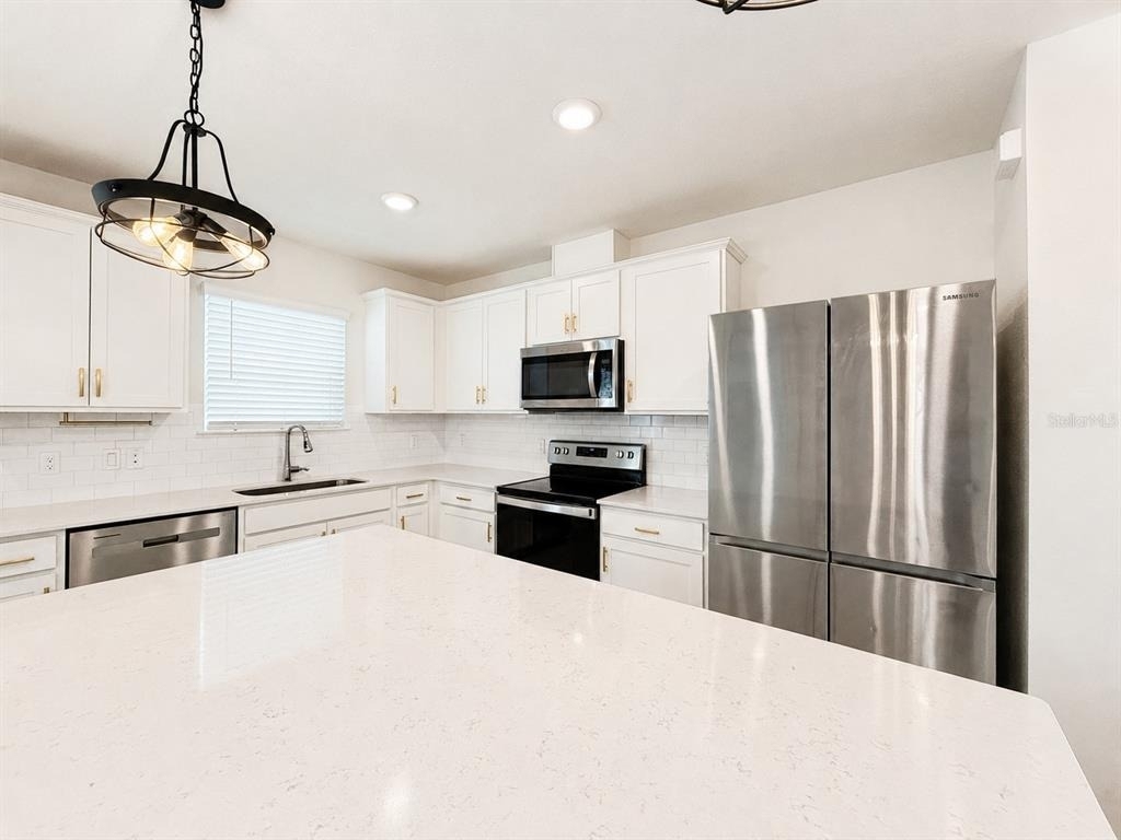 2092 Cross Prairie Parkway - Photo 8