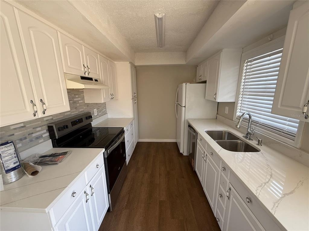 7420 Woodburn Court - Photo 6