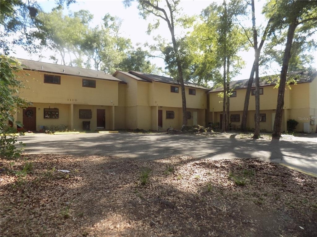 1110 Sw 62 Terrace - Photo 0