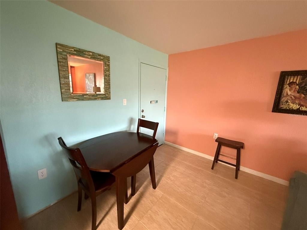 21280 Brinson Avenue - Photo 4