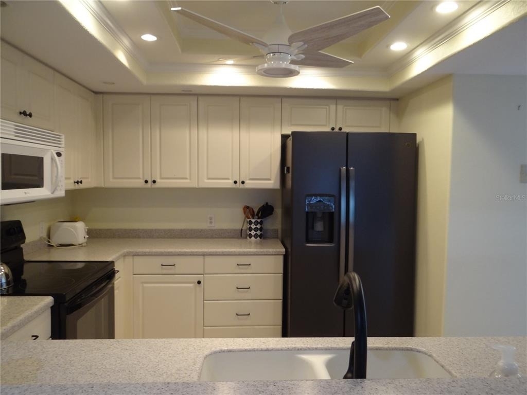 601 Shreve Street - Photo 3