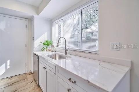 11713 Raintree Drive - Photo 3