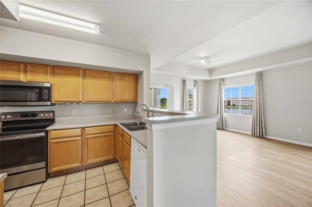 1025 Villagio Circle - Photo 14