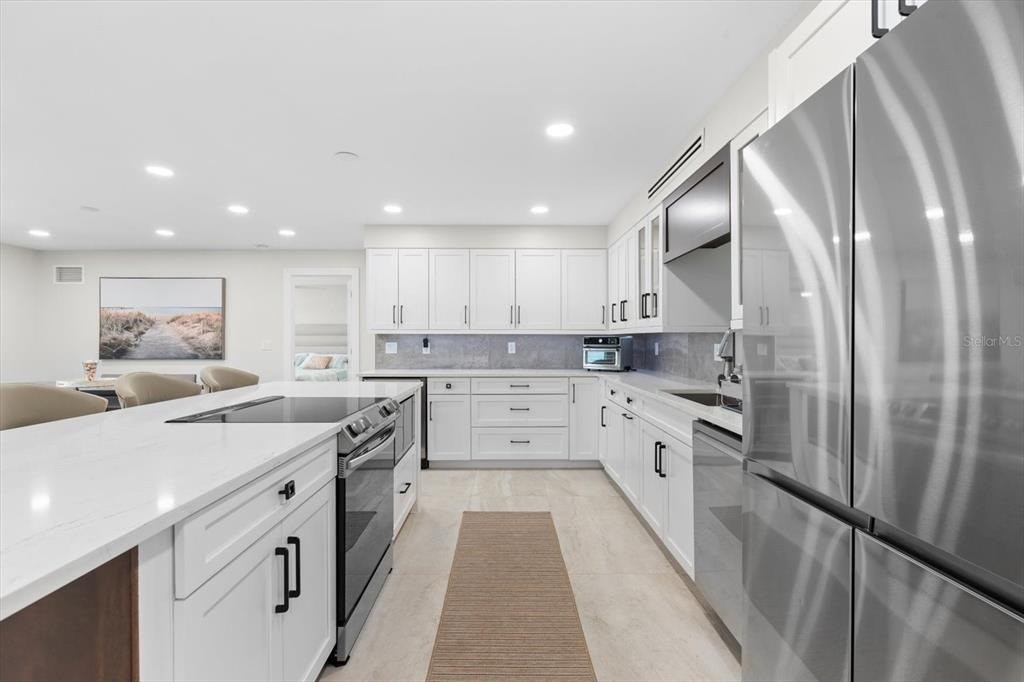 800 Benjamin Franklin Drive - Photo 4