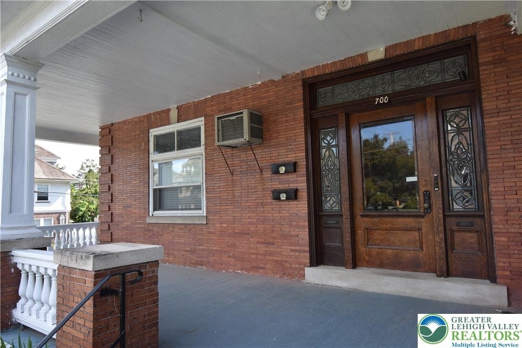 700 Hamilton Street - Photo 2