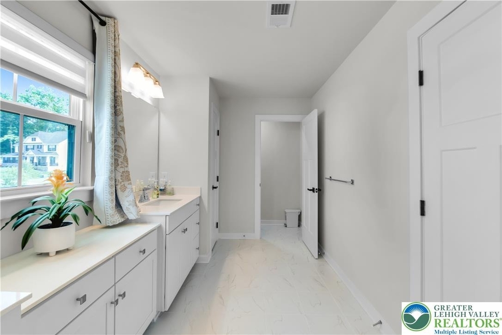 8548 Lafayette Lane - Photo 37