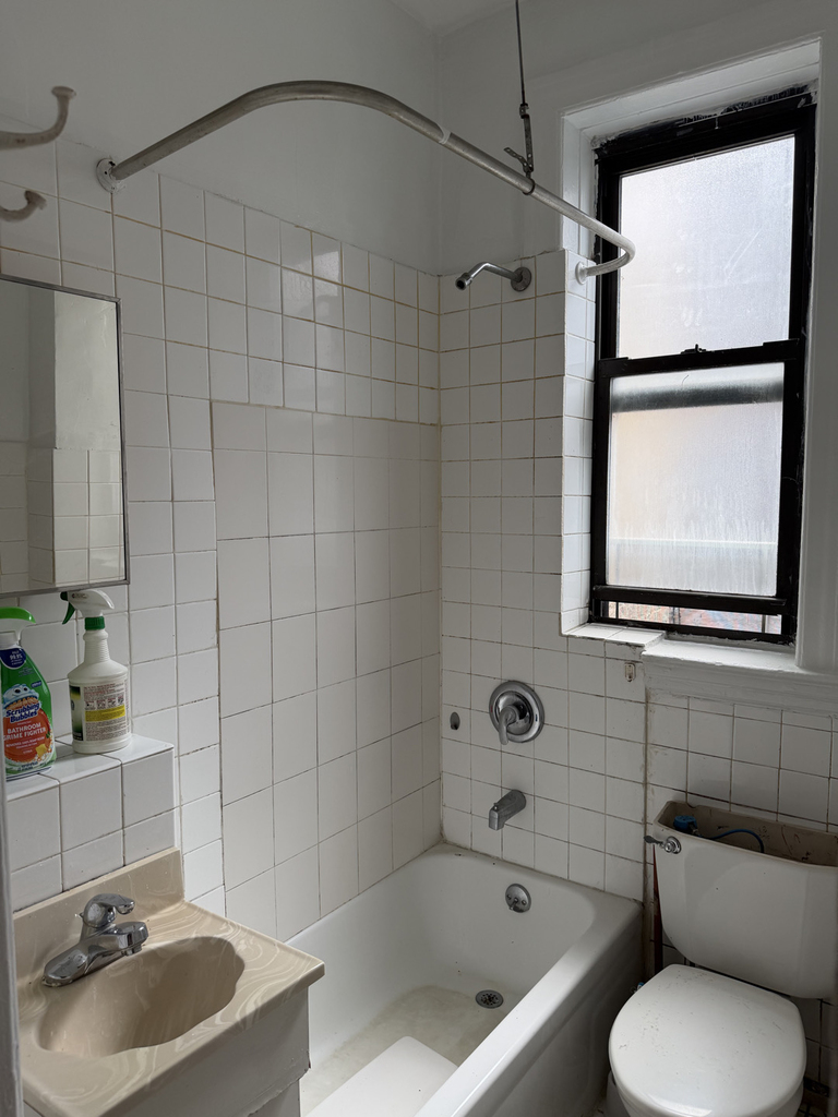 24-35 Steinway Street - Photo 4