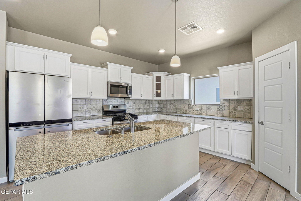 14724 Tierra Fortaleza Avenue - Photo 7