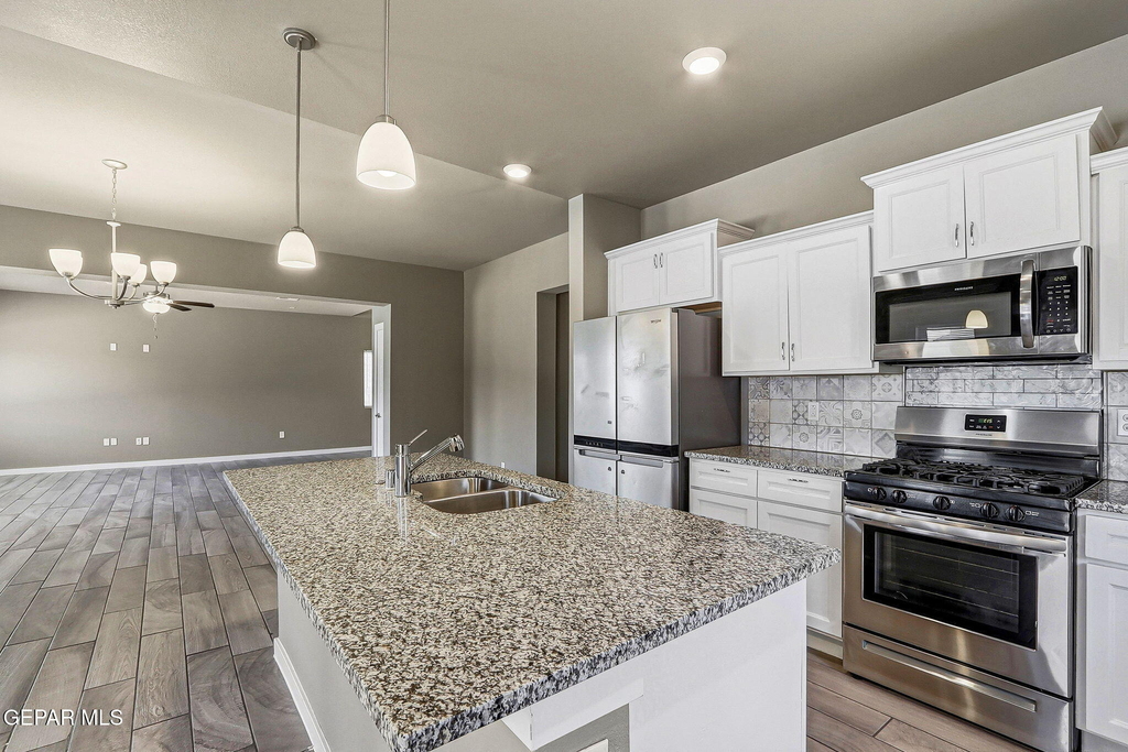 14724 Tierra Fortaleza Avenue - Photo 9