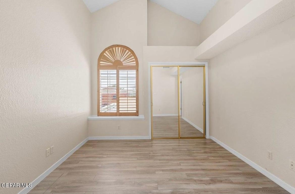 684 Moondale Drive - Photo 10