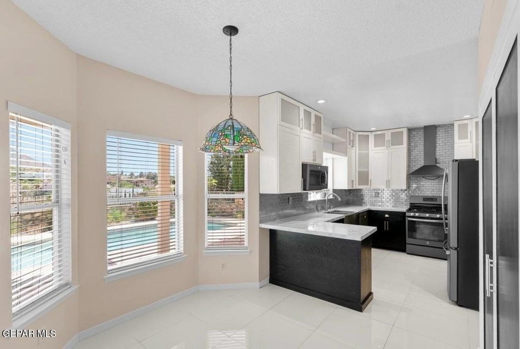 684 Moondale Drive - Photo 5