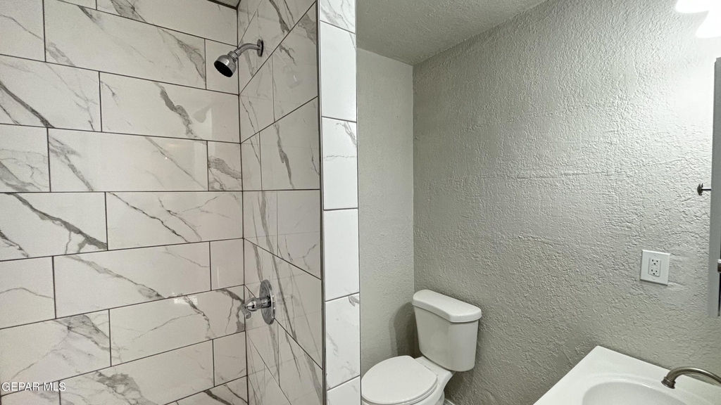 821 Olson Street - Photo 8