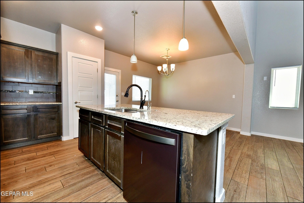 14925 Willie Worsley Avenue - Photo 19