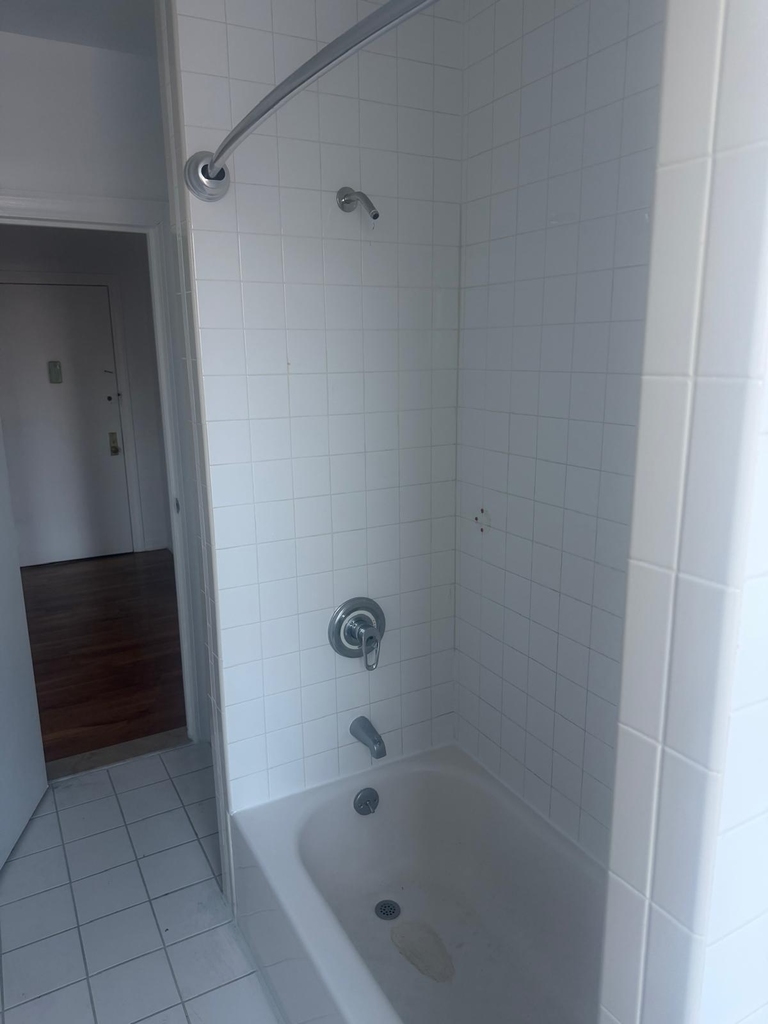 Highland Avenue - Photo 2