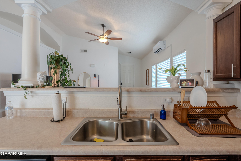 2232 Honour Point Place - Photo 17