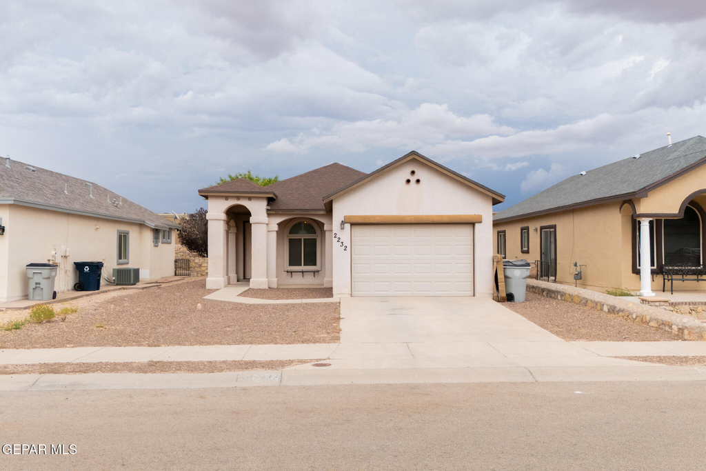 2232 Honour Point Place - Photo 0