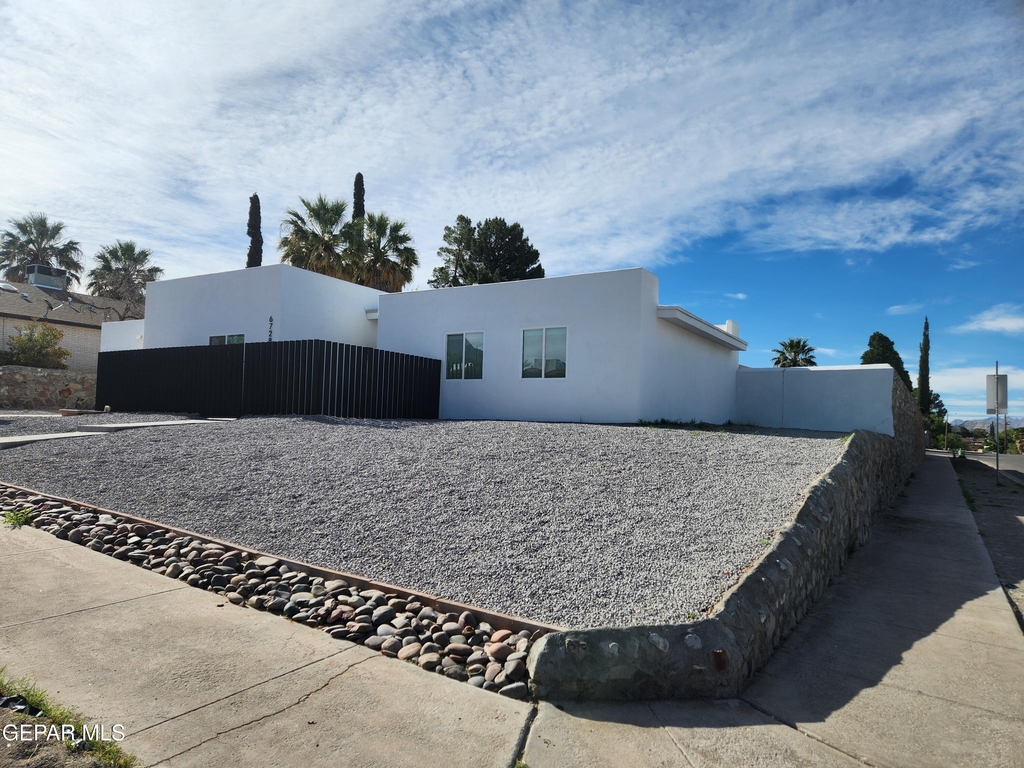 6728 Amposta Drive - Photo 2