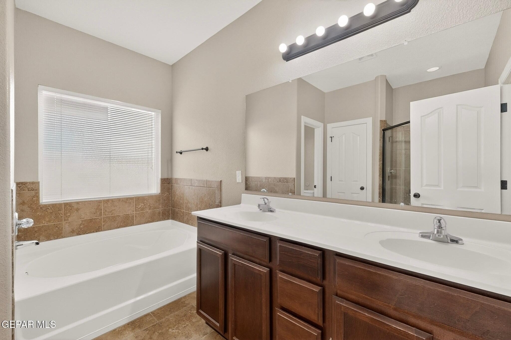 4921 Adrian Campos Street - Photo 22
