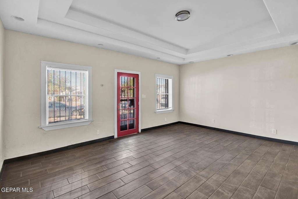3816 Findley Avenue - Photo 2