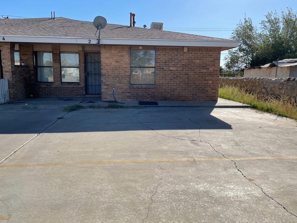7214 Dale Road - Photo 0